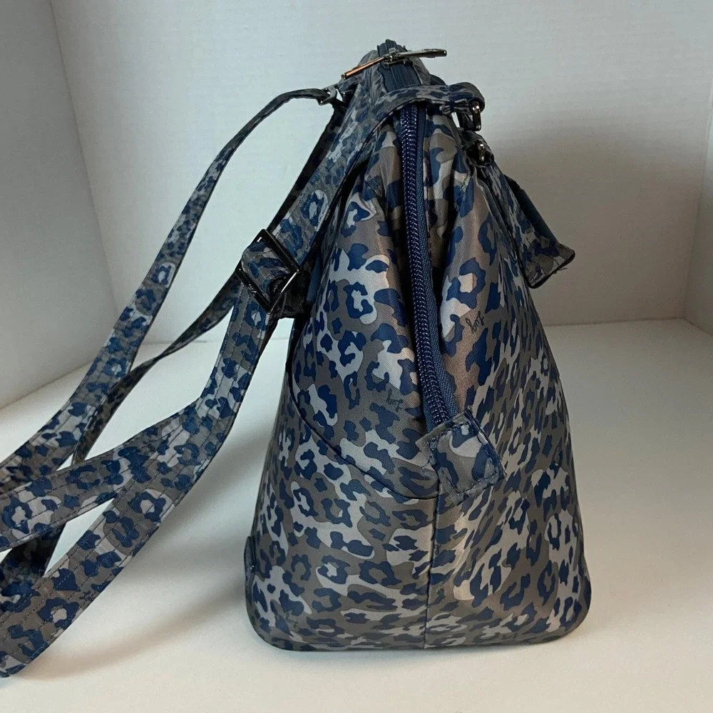 Lug Chomper Insulated Lunch Bag Blue Gray Leopard Crossbody Convertible Tote
